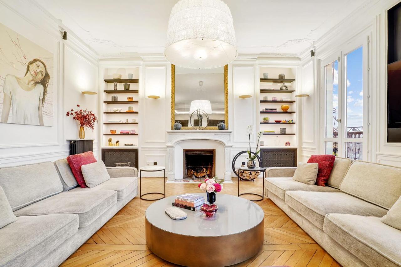 Apartment Luxurious Penthouse Near Champs Elysees And Front Of Eiffel Tower In Heart Of 8